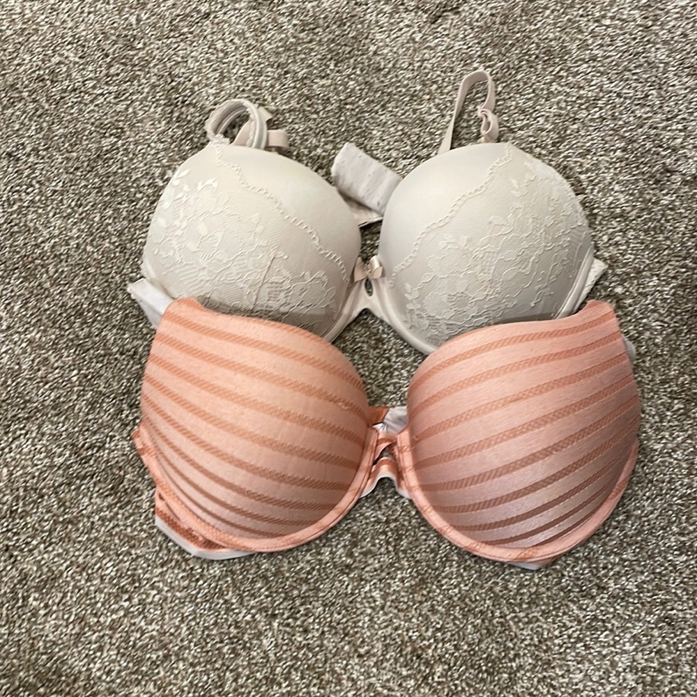 Victoria secret bra lot